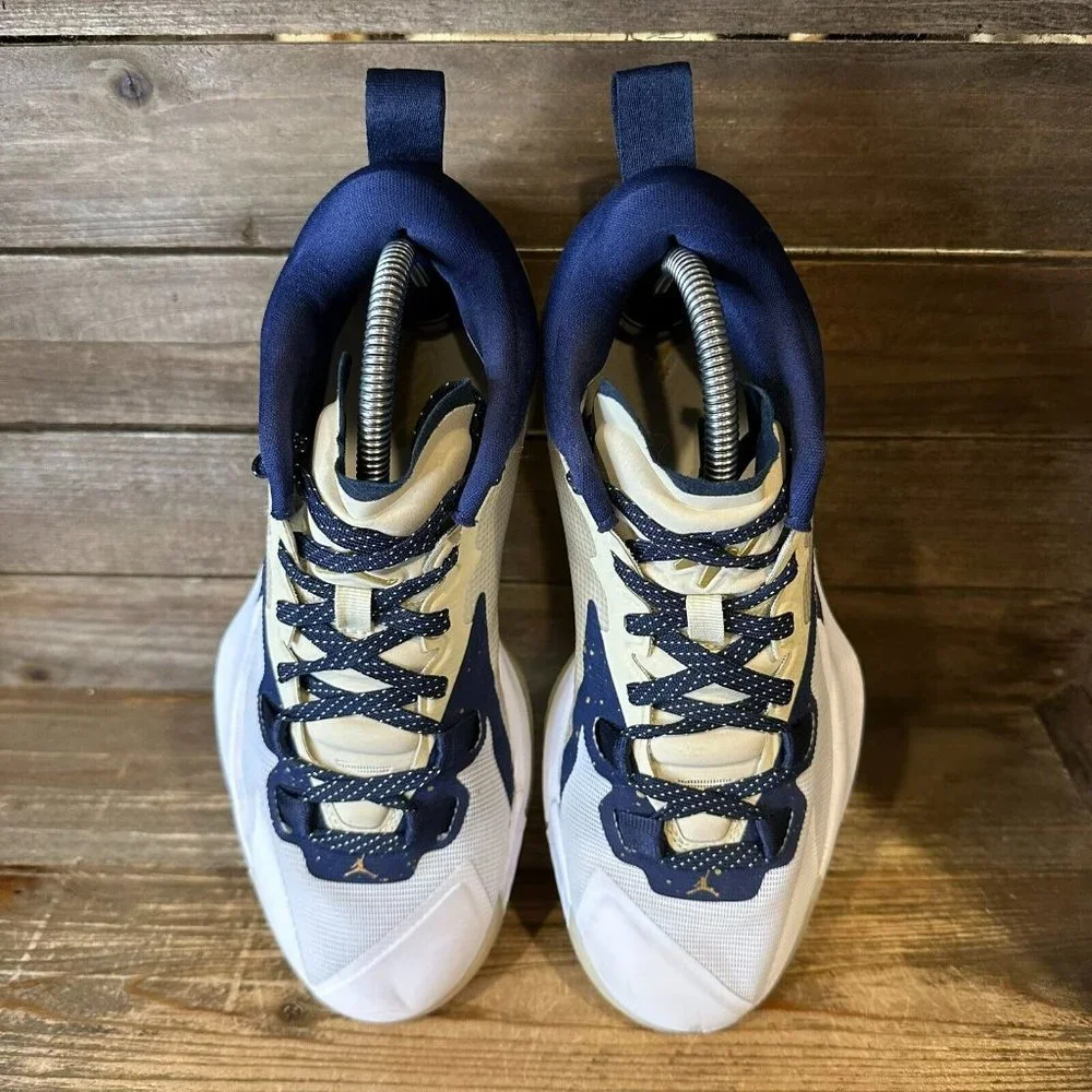 Womens‎ / Kids Nike Air Jordan Zion 1 Pelicans Basketball Shoes Size 8.5 / 7 Y